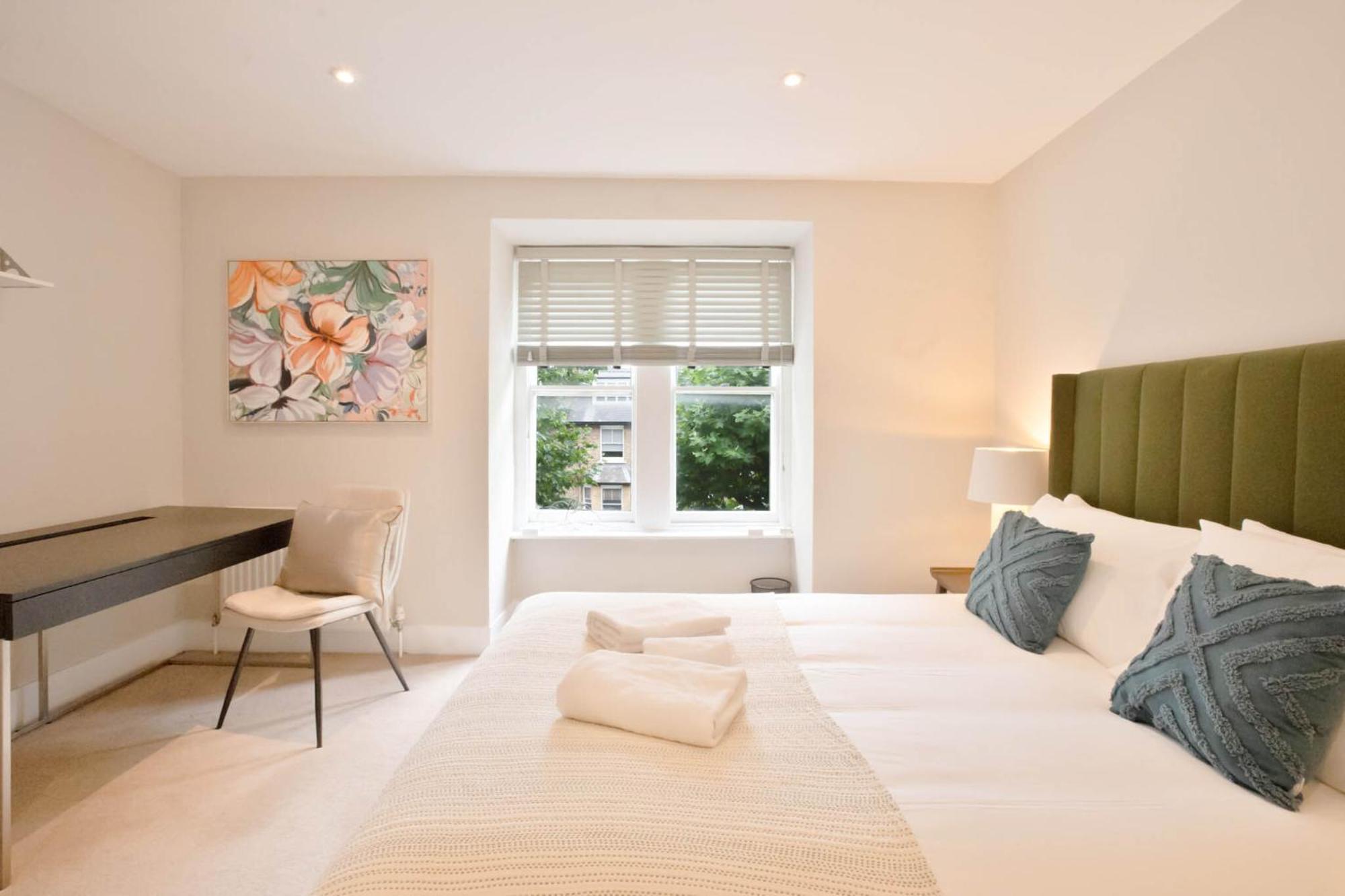 Primrose Hill Park Apartment London Room photo